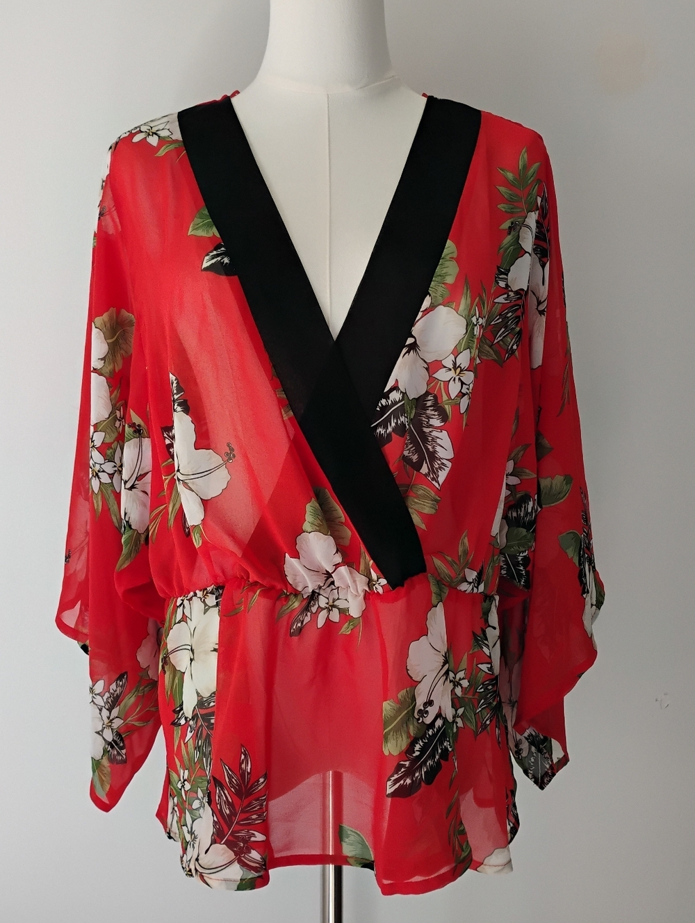 Red Floral Kimono Top with Black Trim XL